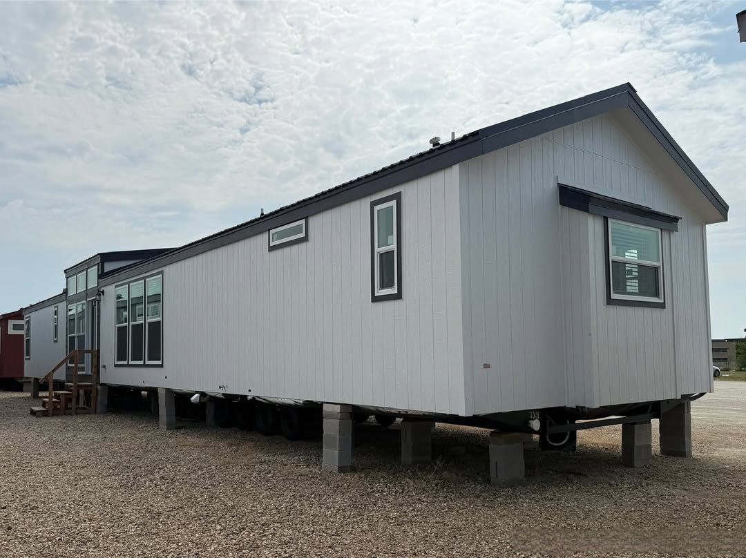 SnapInsta.to_539450569_18402123361184287_5661322418813950853_n