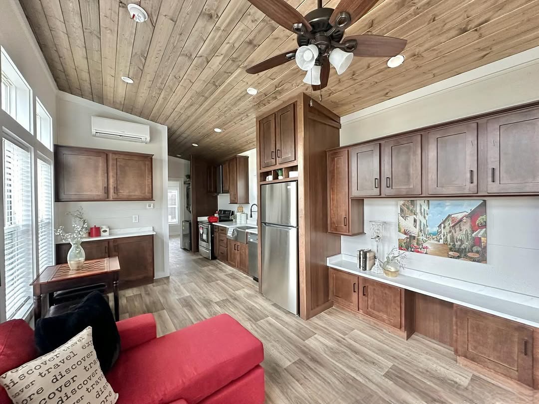 SnapInsta.to_412747369_1786295615147026_7844494768943928793_n